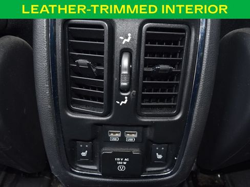 Used 2018 Jeep Grand Cherokee Overland AWD/4WD image 17