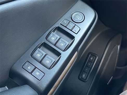 Used 2018 GMC Yukon XL Denali w/ Denali Ultimate Package image 34