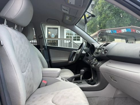 Used 2011 Toyota RAV4 2WD w/ Base L4 Extra Value Pkg image 11