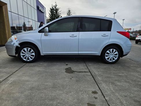 Used 2009 Nissan Versa 1.8 S w/ PWR Pkg image 8