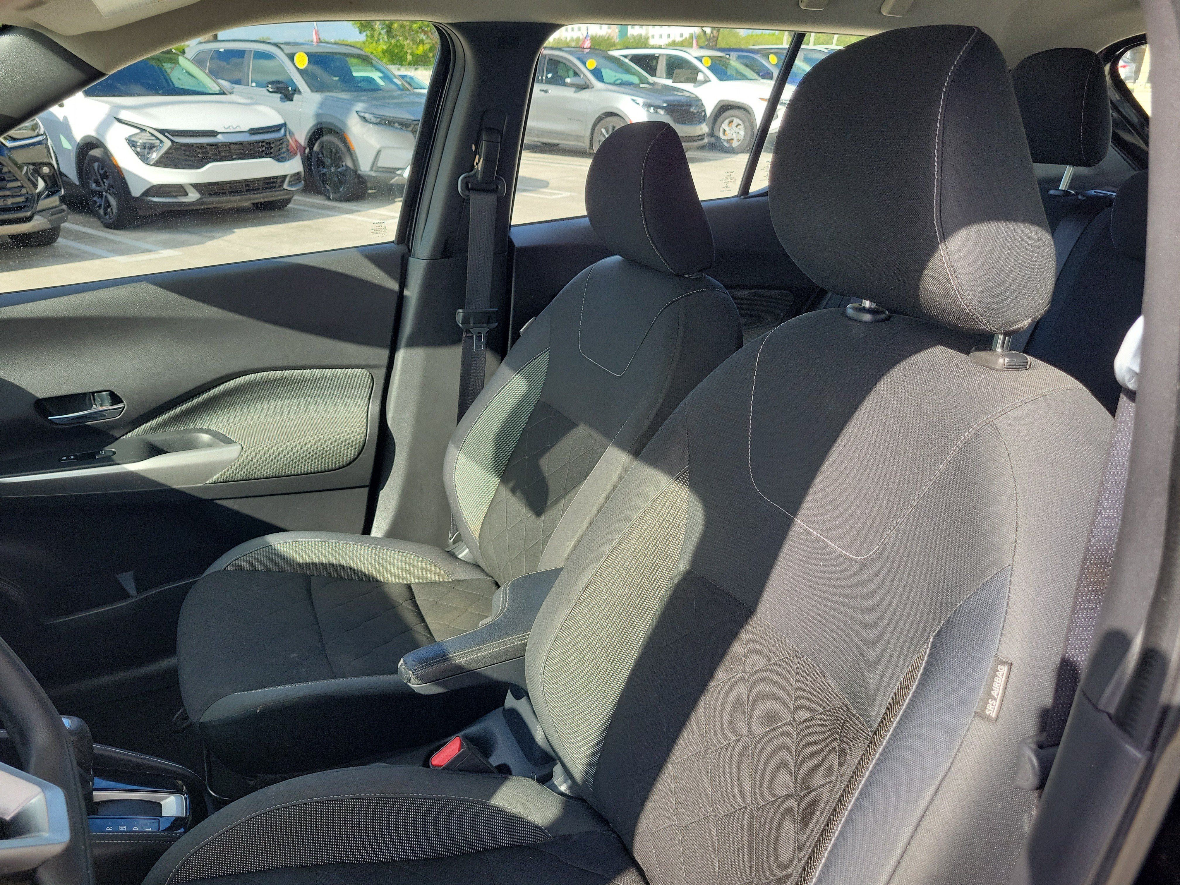 Used 2020 Nissan Kicks SV FWD image 21