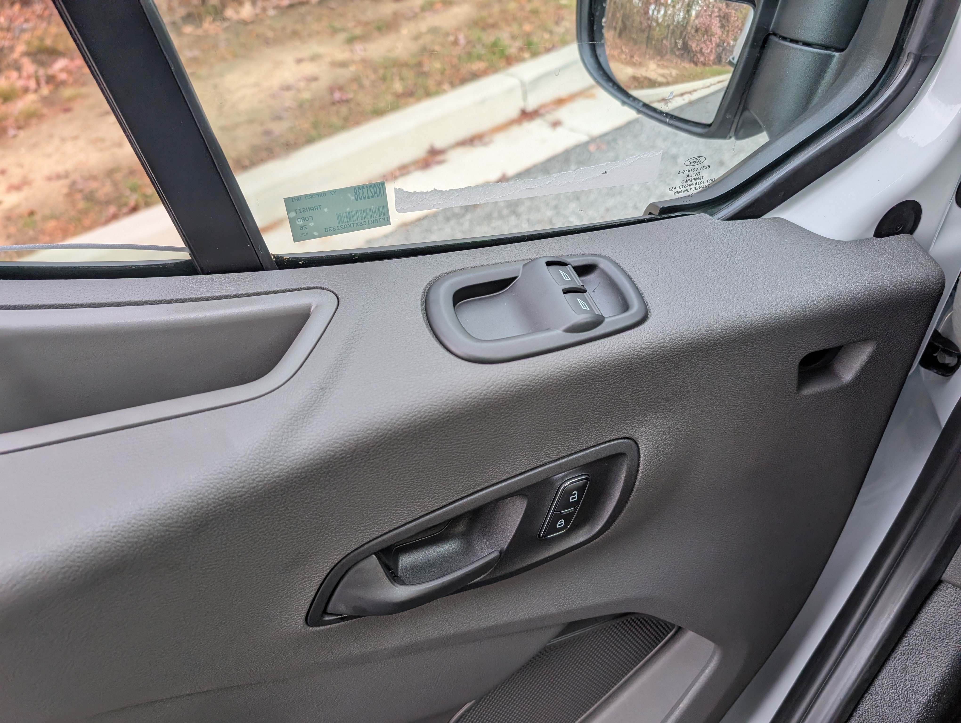New 2026 Ford Transit 250 148 Medium Roof w/ Load Area Protection Package RWD image 14