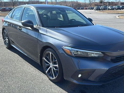 Used 2023 Honda Civic Touring image 1