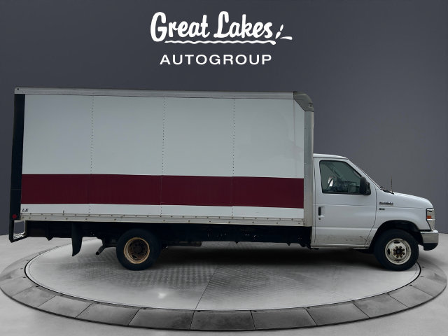 Used 2019 Ford E-350 and Econoline 350 Super Duty RWD image 6