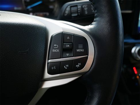 Certified 2023 Ford Explorer Limited w/ Limited Technology Package image 19