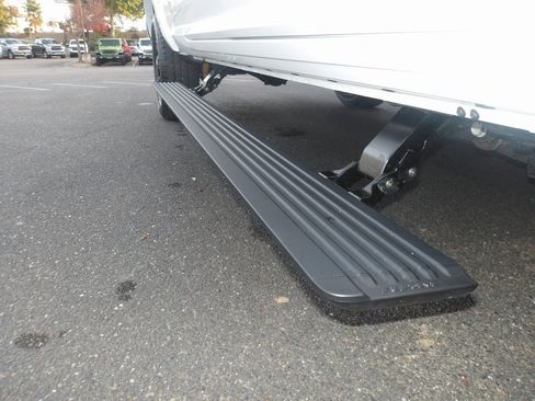 New 2026 RAM 2500 Limited image 9