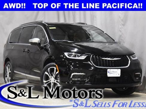 New 2026 Chrysler Pacifica Pinnacle w/ Trailer Tow Group image 1