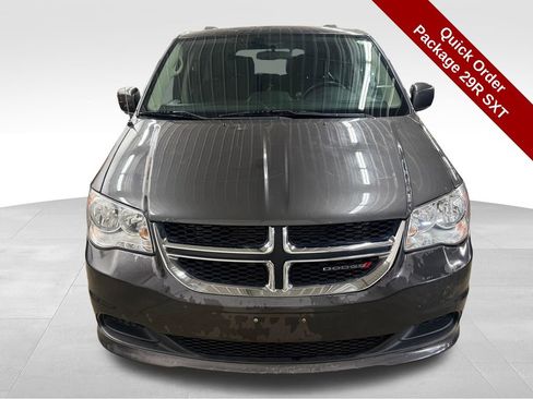 Used 2015 Dodge Grand Caravan SXT w/ Security Group FWD image 10