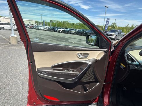 Used 2018 Hyundai Santa Fe Sport AWD/4WD image 23