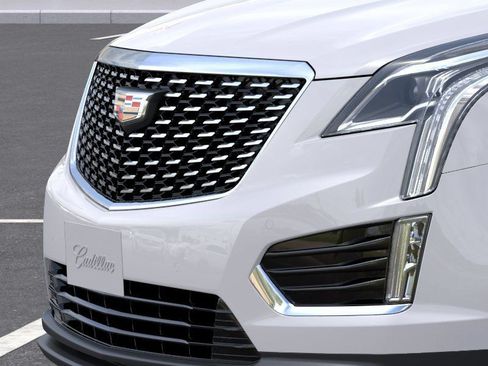 New 2026 Cadillac XT5 Luxury w/ LPO, Floor Liner Package AWD/4WD image 13
