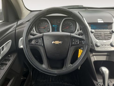 Used 2013 Chevrolet Equinox LS FWD image 12