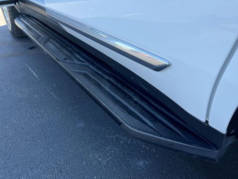 Certified 2024 GMC Yukon Denali image 36