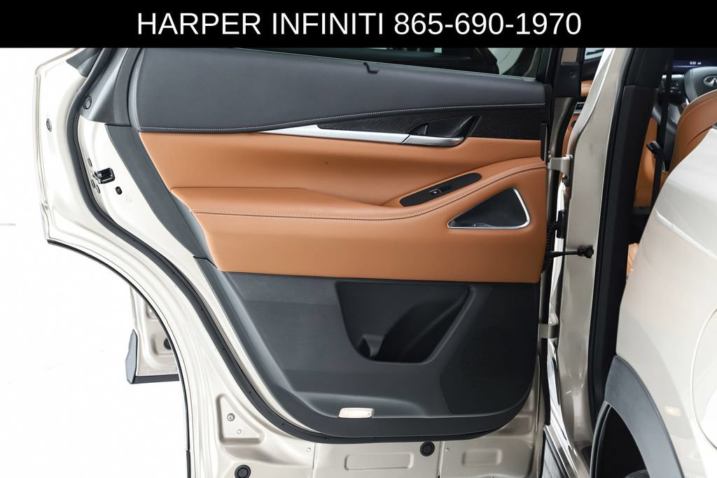 Used 2025 INFINITI QX60 Autograph w/ Cargo Package AWD/4WD image 18