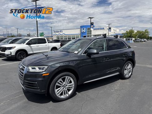 Used 2020 Audi Q5 2.0T Premium Plus w/ Premium Plus Package AWD/4WD image 1