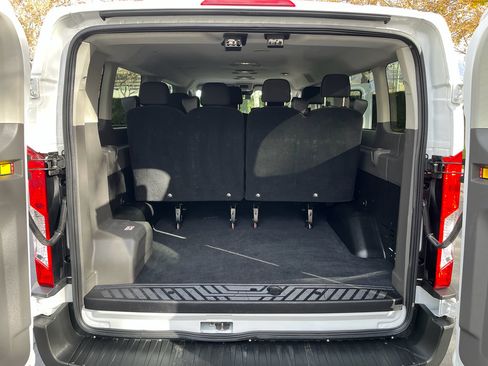 Used 2023 Ford Transit 350 XL image 30