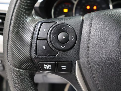 Used 2015 Toyota Corolla LE FWD image 31