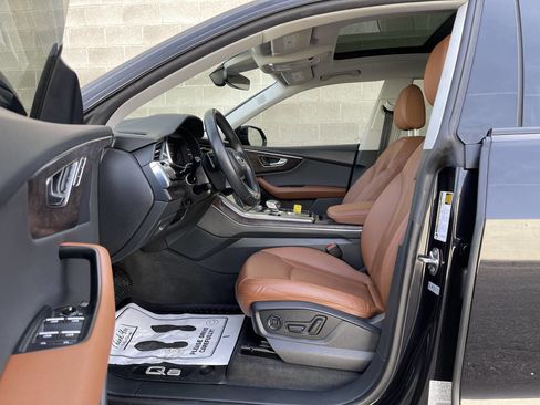 Used 2020 Audi Q8 Premium Plus w/ Premium Plus Package image 9