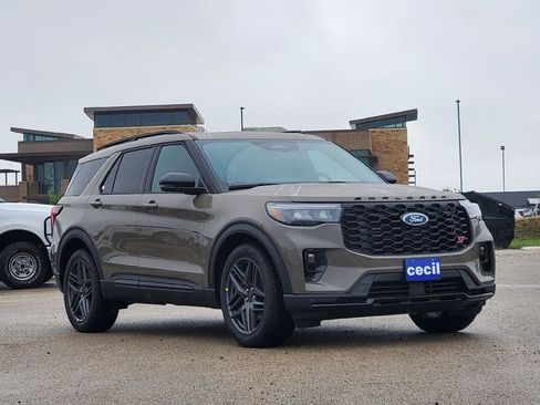 New 2026 Ford Explorer ST w/ Sun And Sound Package AWD/4WD image 2