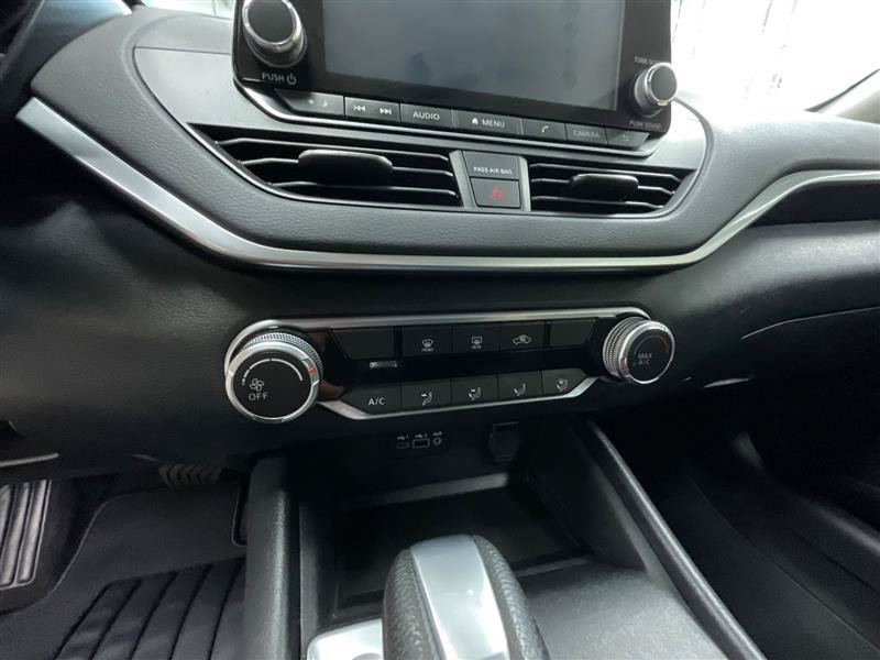 Used 2022 Nissan Altima 2.5 SV AWD/4WD image 15