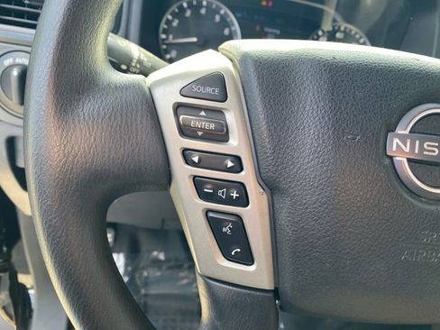 Used 2023 Nissan Titan S RWD image 19