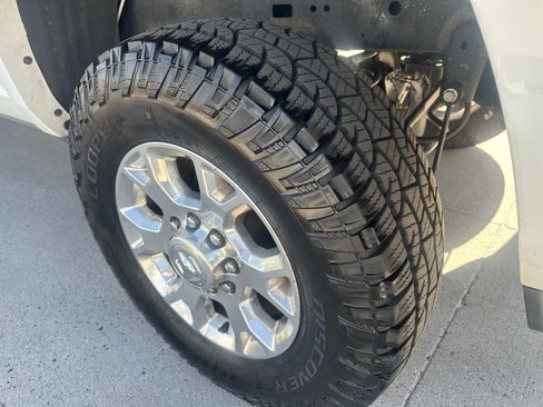 Used 2021 RAM 2500 Laramie w/ Safety Group AWD/4WD image 10