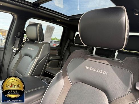 Used 2025 RAM 1500 Laramie w/ Advanced Safety Group II AWD/4WD image 9