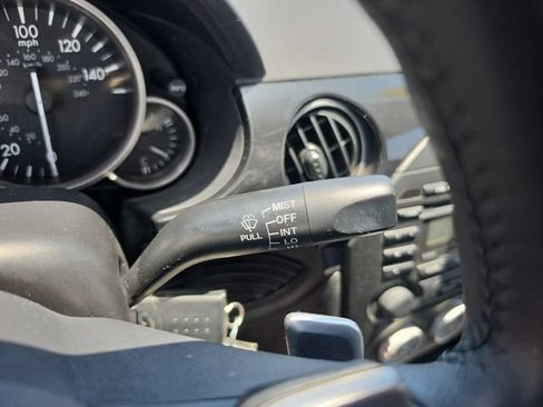 Used 2015 MAZDA MX-5 Miata Sport RWD image 18