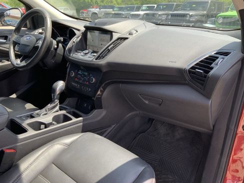 Used 2019 Ford Escape Titanium FWD image 58