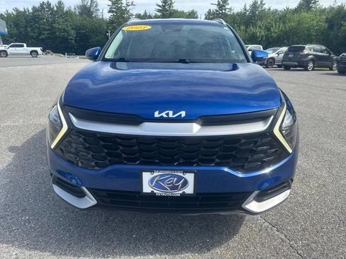 Used 2023 Kia Sportage EX AWD/4WD image 2