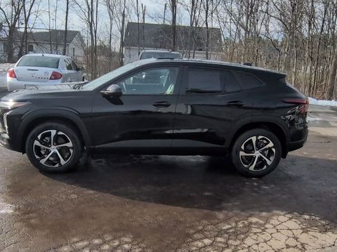 New 2026 Chevrolet Trax RS w/ Sunroof Package image 63
