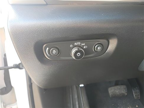 Used 2021 Chevrolet Traverse RS image 14