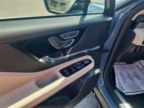 New 2026 Lincoln Corsair Premiere FWD image 12