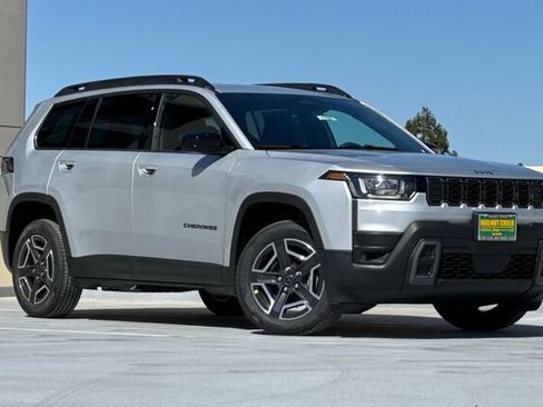 New 2026 Jeep Cherokee Laredo AWD/4WD image 2