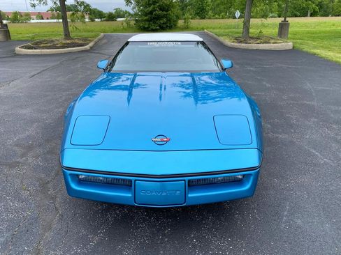 Used 1989 Chevrolet Corvette Convertible RWD image 4