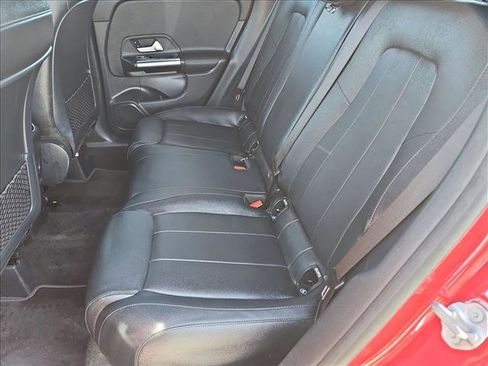 Used 2021 Mercedes-Benz GLA 250 image 19