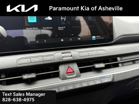 New 2025 Kia K4 LXS image 11