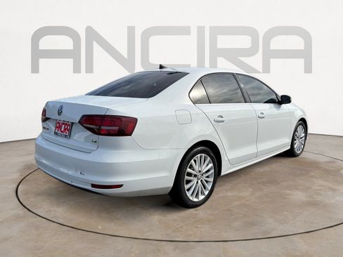 Used 2016 Volkswagen Jetta SEL w/ Lighting Package FWD image 11