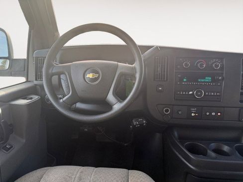 Used 2017 Chevrolet Express 3500 LT w/ LT Preferred Equipment Group image 2