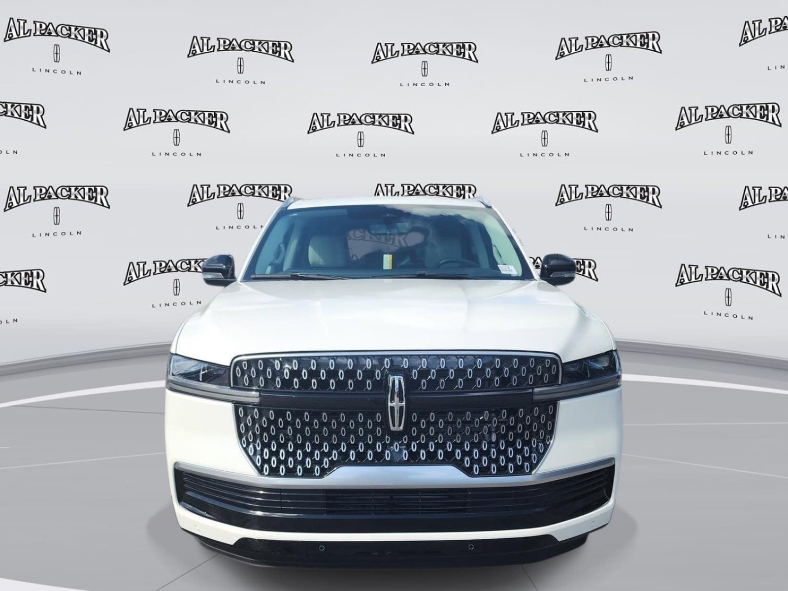 New 2026 Lincoln Navigator Premiere AWD/4WD image 8