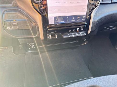 Used 2024 RAM 2500 Laramie w/ Safety Group image 19