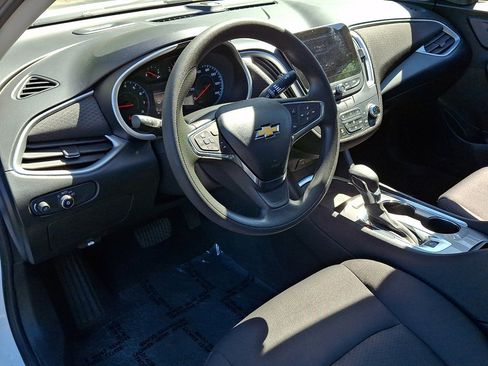 Used 2023 Chevrolet Malibu LT FWD image 19