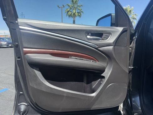 Used 2016 Acura MDX w/ AcuraWatch Plus Package AWD/4WD image 10