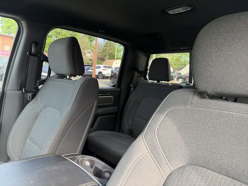 Used 2019 RAM 1500 Big Horn AWD/4WD image 12