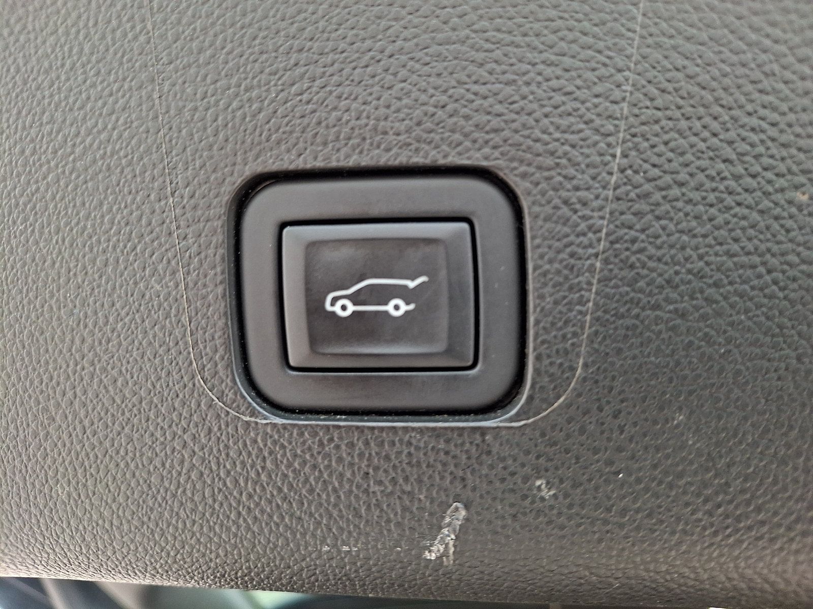 Certified 2023 Chevrolet Traverse LT AWD/4WD image 31