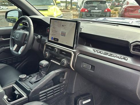 Certified 2025 Toyota Tacoma TRD Sport image 43