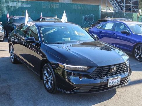 Used 2023 Honda Accord EX image 3