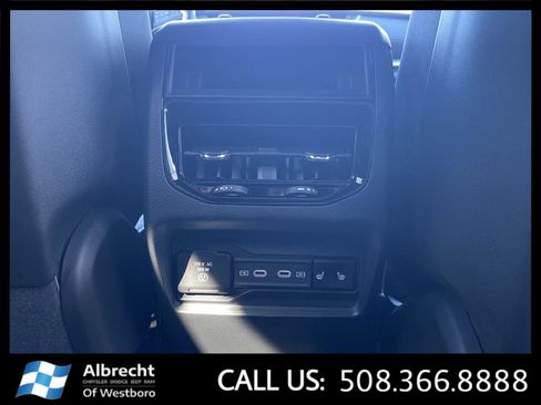 New 2026 Jeep Grand Cherokee Limited image 19