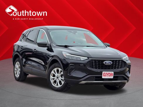 Used 2024 Ford Escape Active AWD/4WD image 1