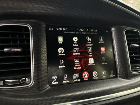 Used 2015 Dodge Charger SXT RWD image 38