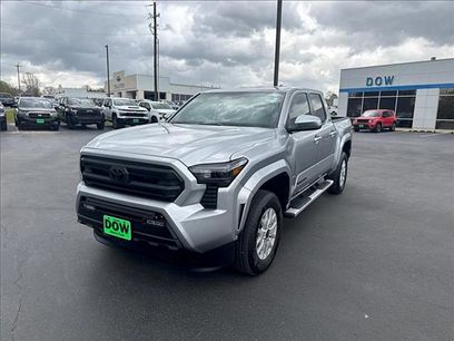 Used 2025 Toyota Tacoma SR5